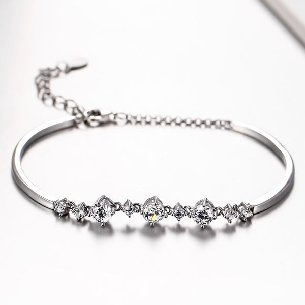 925 Sterling Silver Bangle With Simulated Diamond